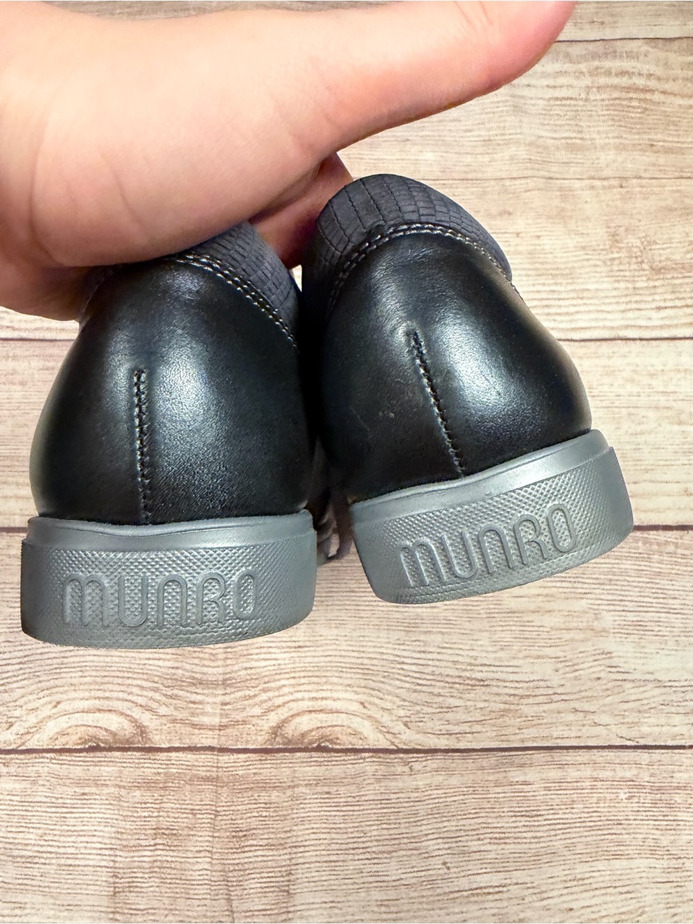 Women’s Munro Gabbie Sneakers Size 8N - Picture 5 of 9